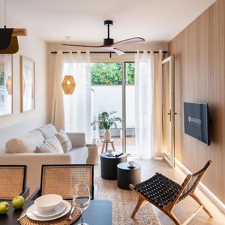 Magno Apartments Robles With Jacuzzi And Private Parking Sevilla Bagian luar foto