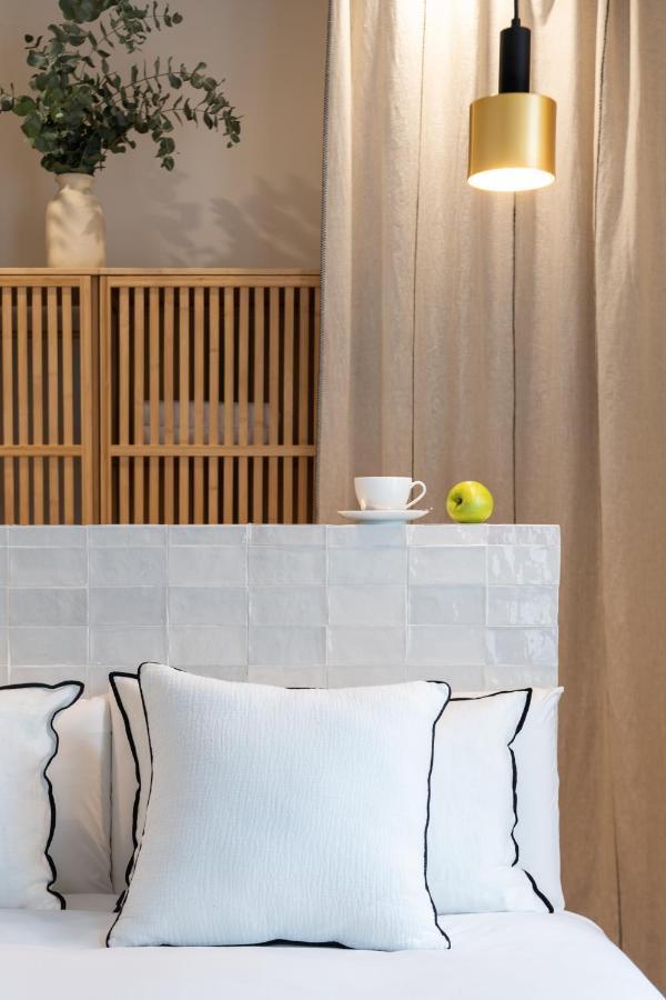 Magno Apartments Robles With Jacuzzi And Private Parking Sevilla Bagian luar foto